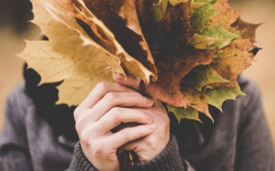 What’s the link between Autumn leaves and Your nails?